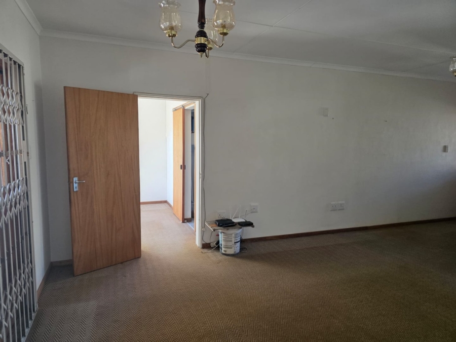  Bedroom Property for Sale in West Bank Western Cape